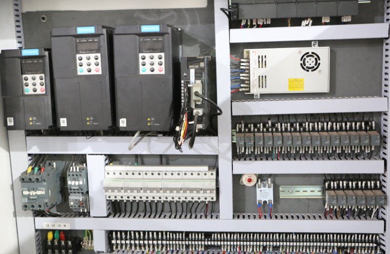 HCH3-1300R2/1700R2 Paper Film Double Shaft Rewinding Machine