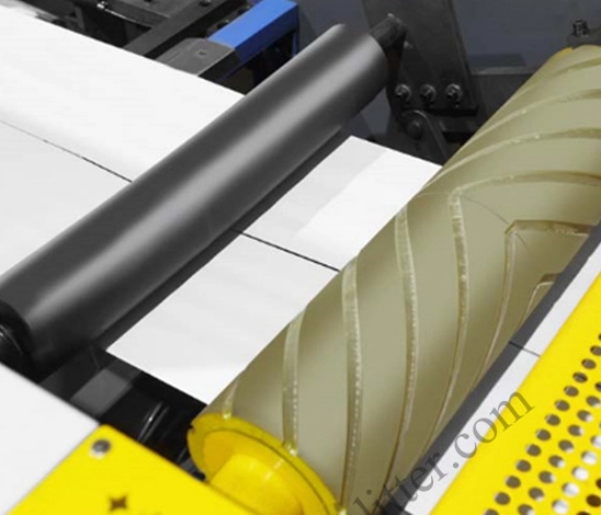 Characteristic of Sandwich Paper Rotary Cutting Machine