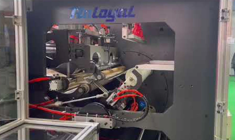 Non Stop High Speed Slitting And Rewinding Machine With 2 Stations Of Die Cutting For Blank Label